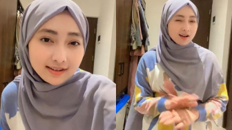 Santai Usai Dituduh Jadi Pelakor, Auzura Pilih Upload Video Goyang di TikTok