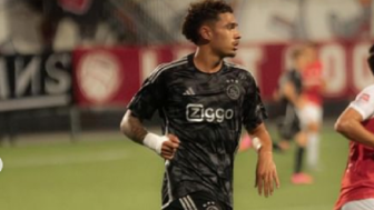 Sebut Ivar Jenner dan Rafael Struick, Pemain Ajax Kagumi Sepak Bola Indonesia