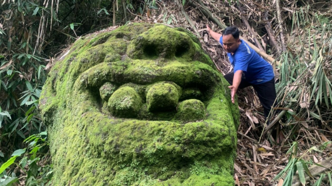 Bukan dari Zaman Tarumanagara atau Pajajaran, Patung Kepala Raksasa yang Ditemukan di Hutan di Bandung Ternyata...