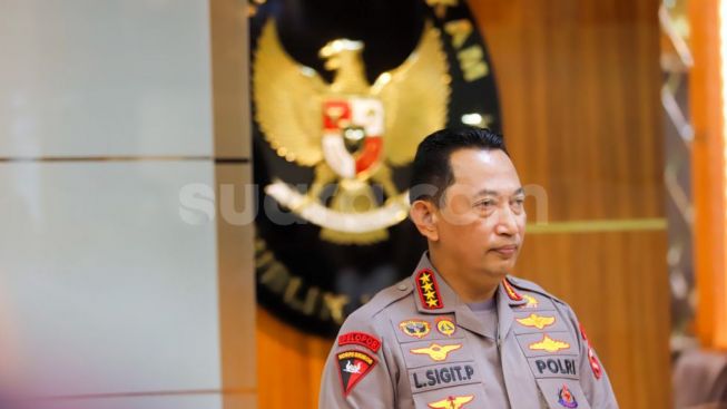 CEK FAKTA: Benarkah Jokowi Pecat Kapolri Listyo Sigit Prabowo Karna Tak Becus Tangani Kasus Sambo?