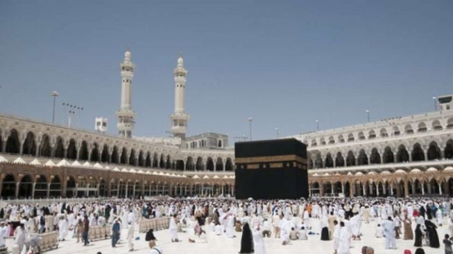 Lecehkan Wanita Saat Tawaf di Masjidil Haram, Jemaah Umrah Indonesia Divonis 2 Tahun Penjara