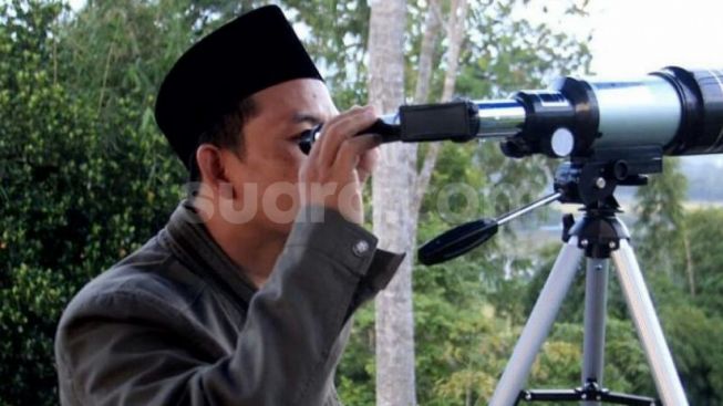 Hilal Tidak Terlihat di Bandung dan Masjid Raya KH Hasyim Asy'ari
