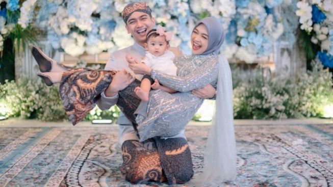 Rumah tangga Ria Ricis dan Teuku Ryan Dikabarkan Retak, Oki Setiana Dewi Buka Suara