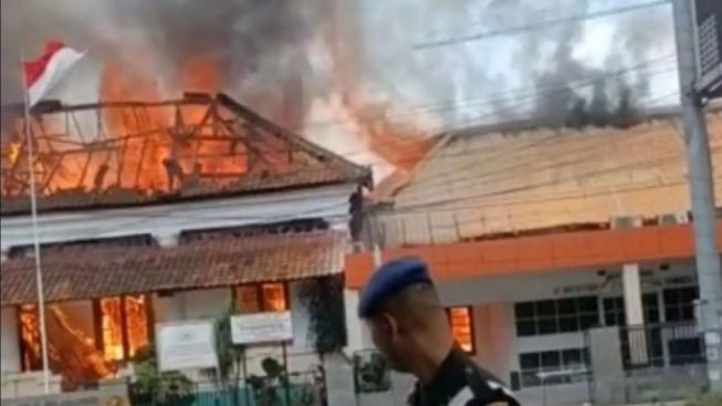 Fakta-fakta Menarik Kebakaran di RS Salak dekat Dengan Istana Bogor, Sempat Terdengar Suara Ledakan