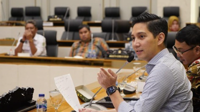 Paras Tampan Keponakan Prabowo Subianto, Budisatrio Djiwandono Bikin Kaum Hawa Klepek-klepek: Udah Nikah Pak?