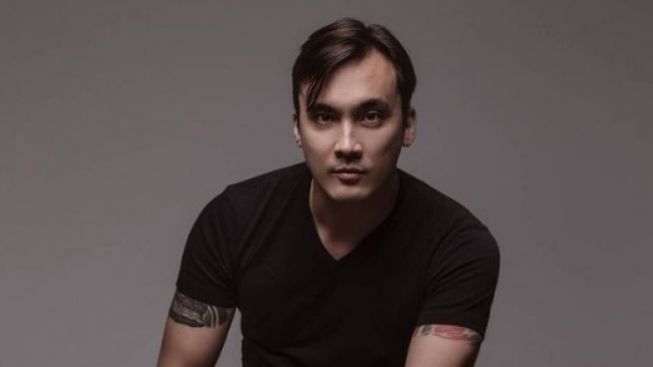 Ketahuan Selingkuh dengan Syahnaz, Rendy Kjaernett Bilang Begini ke Anak: Papa Bukan Orang Baik!