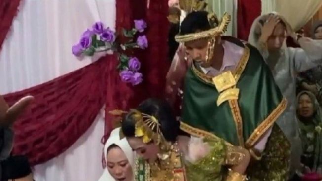 Gantikan Adik yang Kabur H-3 Jelang Nikah, Ini Pengakuan Pria di Polewali Mandar