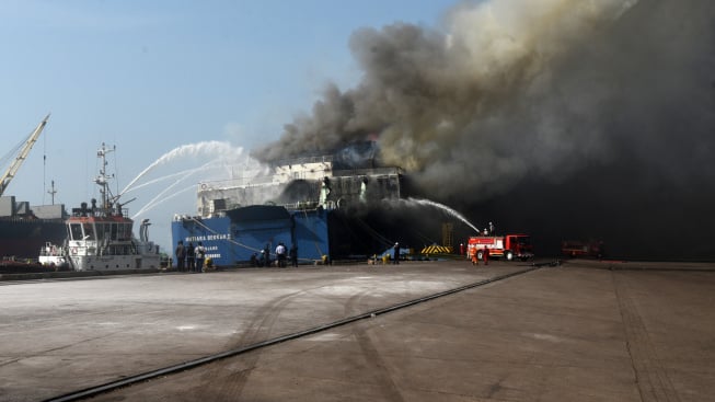 Korban KM Mutiara Berkah I Terbakar Bertambah, 14 Orang Dilarikan ke Rumah Sakit dan Puskesmas