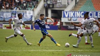 Persija Jakarta dan Persib Bandung Kompak, Jalan PSM Makassar Jadi Juara Makin Mulus