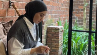 Putri Anne Ceritakan Proses Pernikahan Dengan Arya Saloka : KUA Beb
