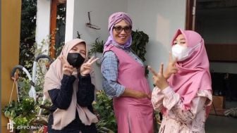 Netizen Harus Tahu, Ini Alasan Mertua Arie Kriting Nursyah Live Tiap Hari di Instagram, Pesan untuk Indah Permatasari