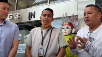Hotman Paris Cerita Orang Jujur yang Pernah Ditemui: Cleaning Service Mall, Orang Bali hingga Sosok Ini