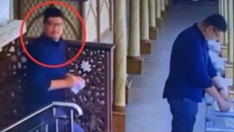 Miris! Seorang Pria Tega Ganti Barcode Qris Kotak Amal Masjid, Netizen Ramai-ramai Doakan Kena Azab