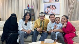 Miliki Hobi yang Sama dengan Mendiang Ayah, Abidzar Terima Hadiah Motor dari Raffi Ahmad: Berdakwah Sambil Naik Motor