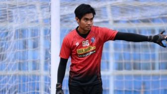 Hadapi Liga 1 Musim Depan, Persik Kediri Pertahankan Penjaga Gawang Kurniawan Kartika Ajie