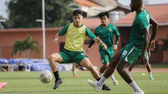 Aji Santoso Senang Lihat Semangat Tinggi Pemain Asing Baru Persebaya