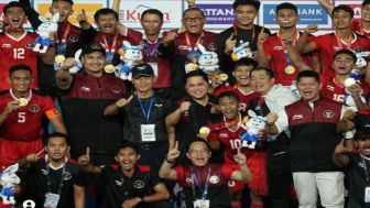 Kemenangan yang Dinanti! Timnas Indonesia Boyong Emas, Penantian Panjang Berakhir!