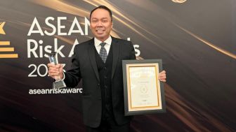 Rivan A. Purwantono Meraih Risk Professional of the Year di ASEAN Risk Awards 2023