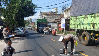 Tabrak Truck Fuso di Lombok Barat, Wisatawan Asal Rumania Tewas