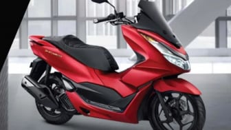 Honda PCX 160 2023, Matik Premium Tak Bikin Kantong Jebol