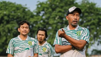 Persebaya Tetap Dilatih Uston Nawawi saat Hadapi Madura United, Bakal Kena Denda Rp100 Juta?