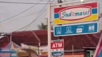 Bersaing Ketat, Siapa Paling Kaya? Bos Indomaret atau Alfamart