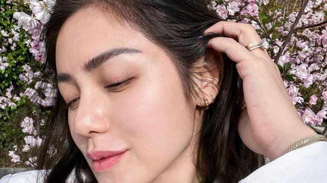 Penampilan Jessica Iskandar usai Oplas Jadi Sorotan, Warganet: Katanya Bangkrut?