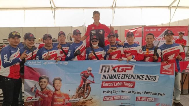 Antusias Komunitas Honda Dukung Crosser AHRT di MXGP Sumbawa NTB