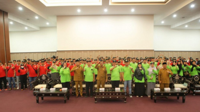 Ratusan Mahasiswa Unizar Fokuskan KKN ke-37 di Lombok Tengah