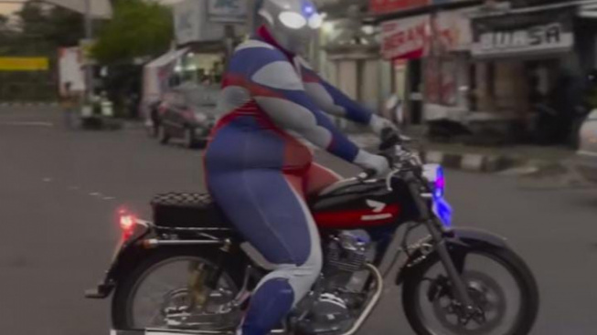 Viral, Sejak Kapan Ultraman Lemu Biker Honda CB