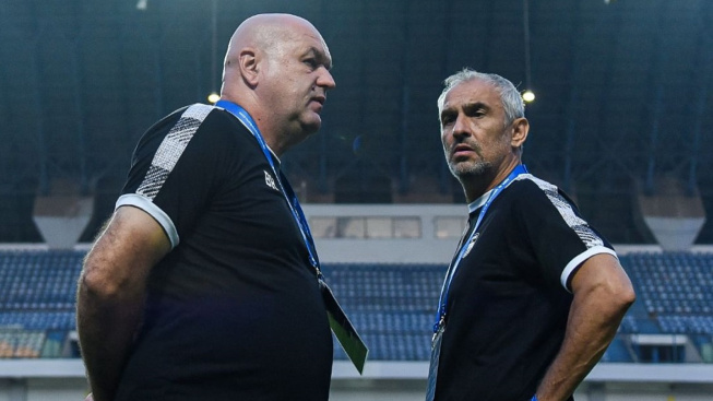 Jelang Lawan Persebaya, Bojan Hodak Terpaksa Coret Pilar Utama Persib Jebolan Klub Jepang