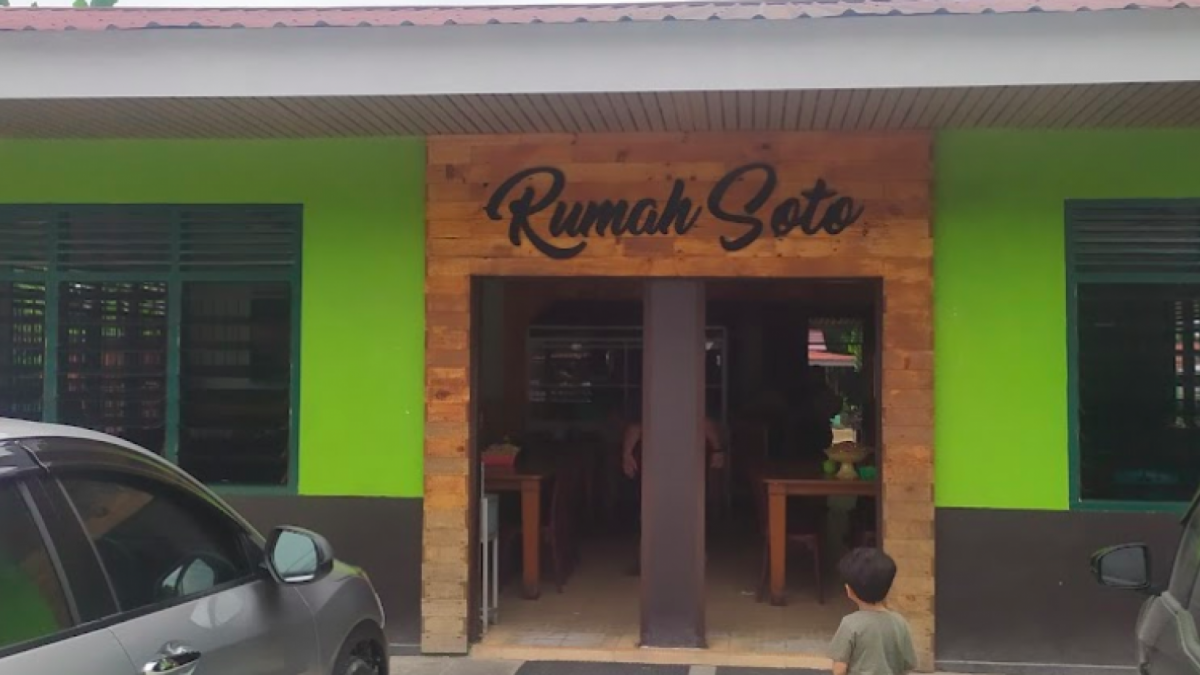 Rumah Soto Simpang Tiga salah satu lokasi kuliner yang wajib dicocol bagi para wisatawan yang datang ke Kota Pekanbaru. [Foto: Media Sosial]