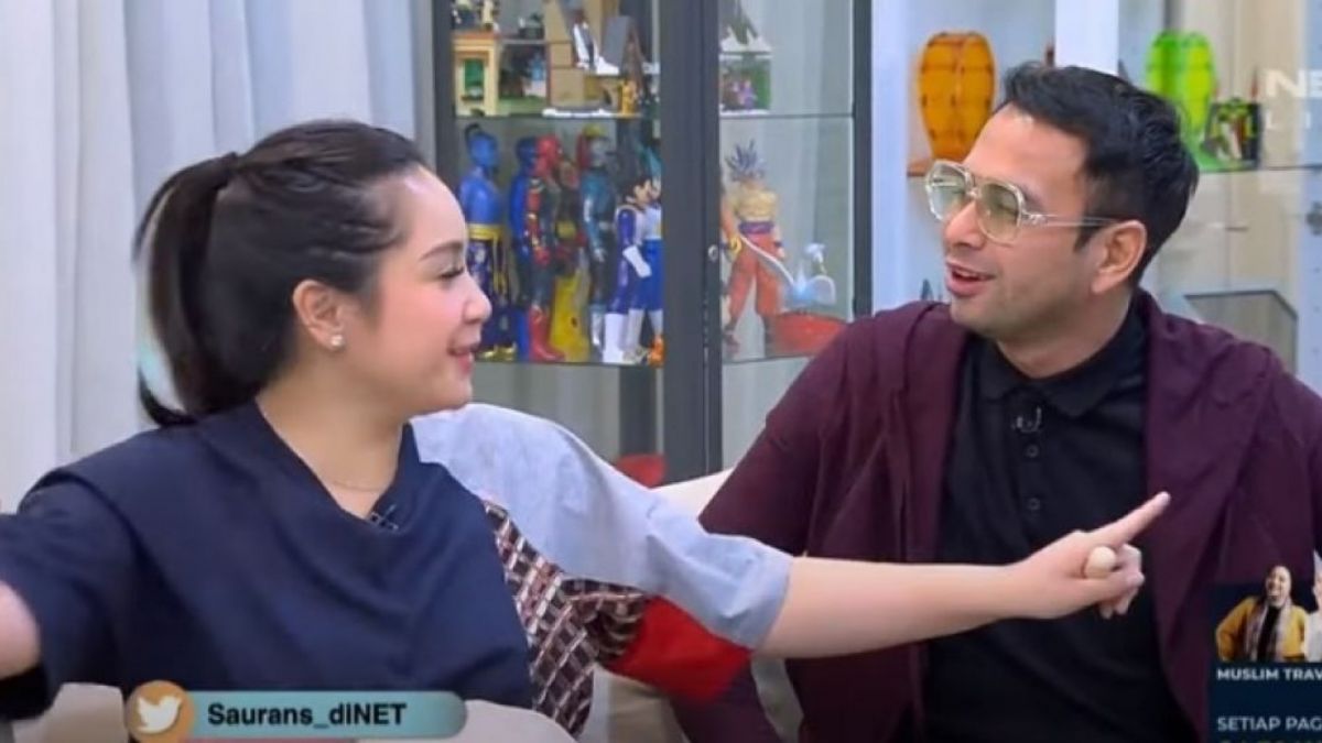 Model baju Nagita Slavina disorot netizen [Youtube]. [Youtube]