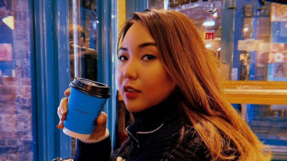 Sosok kakak Amanda Manopo, Angelica Manopo respon sang adik punya hubungan dengan Arya Saloka. [Instagram @angelicamanopo]