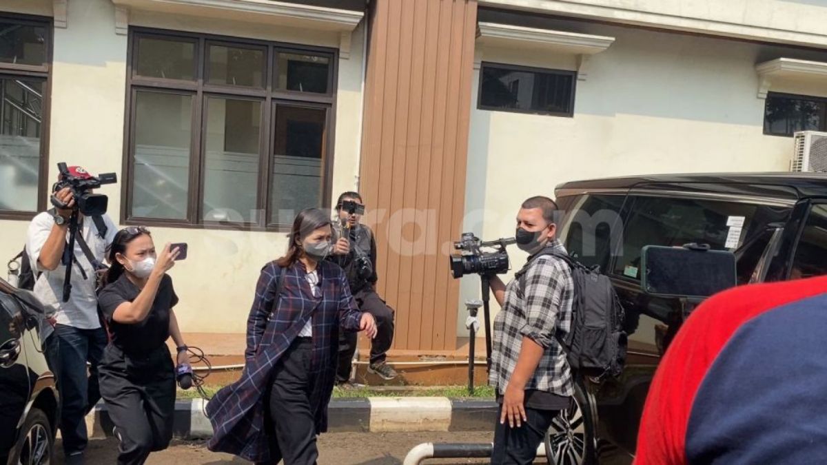 Istri Vincent Rompies, Fifi Karamoy [Suara.com/Adiyoga Priyambodo]