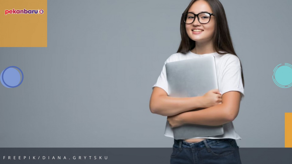 Ilustrasi penerima beasiswa, foto tidak terkait berita. Harus diketahui jika beasiswa BSI membuka dua peluang sekaligus, yakni BSI Maslahat Scholarship Inspirasi dan BSI Maslahat Scholarship Prestasi.