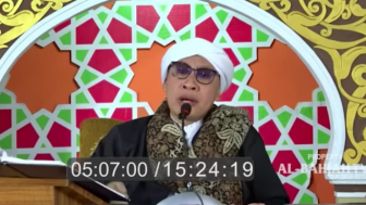 Buya Yahya Peringatkan Lawan Jenis Rajin Share Video Ceramah dan Bangunin Tahajud Lewat Pesan Japri: Hati-Hati
