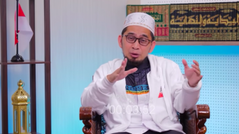 Berdoa di Malam Lailatul Qadar Sebut Nama Orang Dicintai Kata Ustadz Adi Hidayat Boleh, Tapi Ingat Jangan Lakukan Ini