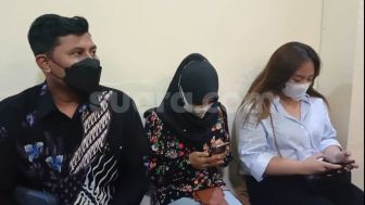 Jelang Idul Fitri 2023, Adik Nathalie Holscher Mantap Masuk Islam