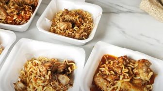 Sensasi Makan Mie Tulang Setan, Cocok Jadi Bisnis Baru Kaum Kurang Jajan, Baru Buka Langsung Ledis