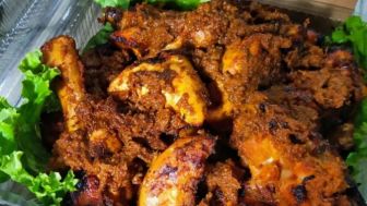 Intip Resep Ayam Bakar ala Rumah Makan Padang, Berguna Banget untuk Kamu yang Mau Jualan