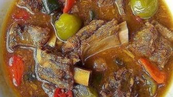 Bahan dari Daging Kurban, Resep Iga Sapi Kuah Asam Segar yang Menggugah Selera