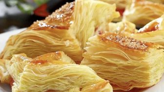 Cara Membuat Homemade Puff Pastry yang Renyah, hanya dengan 5 Bahan