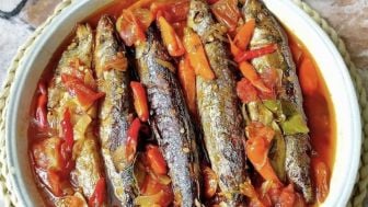 Pedasnya Bikin Nagih! Begini Resep Ikan Pindang Sarden yang Mudah Dibuat di Rumah