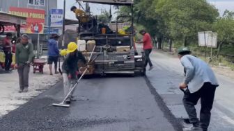 Perbaikan Jalan Parit Indah Kota Pekanbaru Telah Masuk pada Tahap Pengaspalan