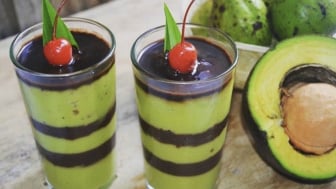 Cara Membuat Dessert Layer Silk Coco Avocado yang Simpel, Creamy dan Segar