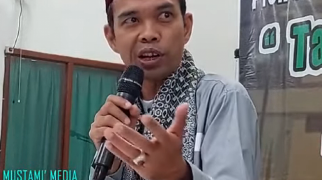 Ingin Kesulitan Hidup Teratasi, Kuncinya Satu Kata Ustadz Abdul Somad: Perlakukan Ibumu seperti Raja