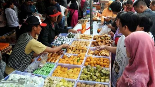 Perhatikan Kesehatan! Jangan Sampai Pedagang di Pasar Ramadhan Kena Sidak Pj Wali Kota Pekanbaru
