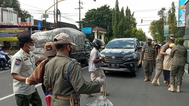 Jelang Lebaran Idul Fitri Gepeng Pekanbaru Selalu Jadi 'Hiasan' Bertebaran di Sudut Kota, Apa Kata Petugas?