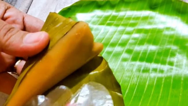 Lembut, Manis, Bisa Lumer Juga Gulanya, Begini Cara Membuat Kue Pasung dengan Modal Minim